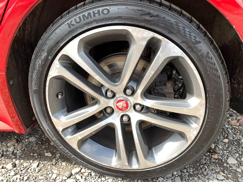 JAGUAR XE