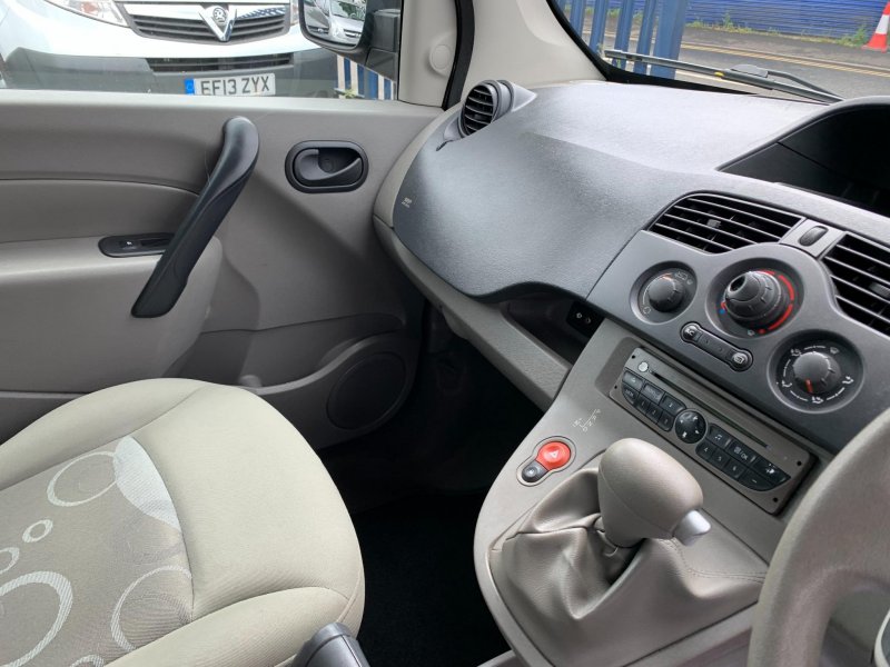 RENAULT Kangoo