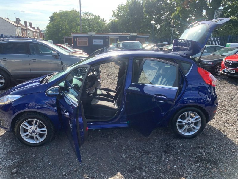 FORD FIESTA