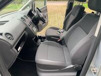 VOLKSWAGEN CADDY MAXI LIFE
