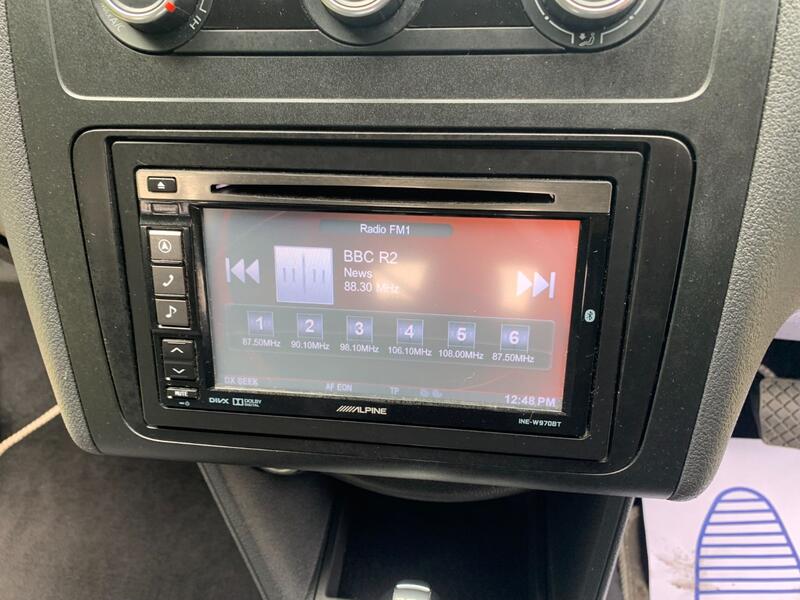 VOLKSWAGEN CADDY MAXI LIFE