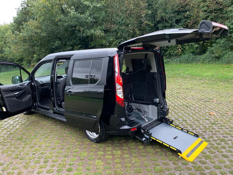 FORD GRAND TOURNEO CONNECT