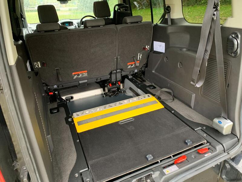 FORD GRAND TOURNEO CONNECT