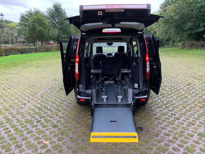 FORD GRAND TOURNEO CONNECT