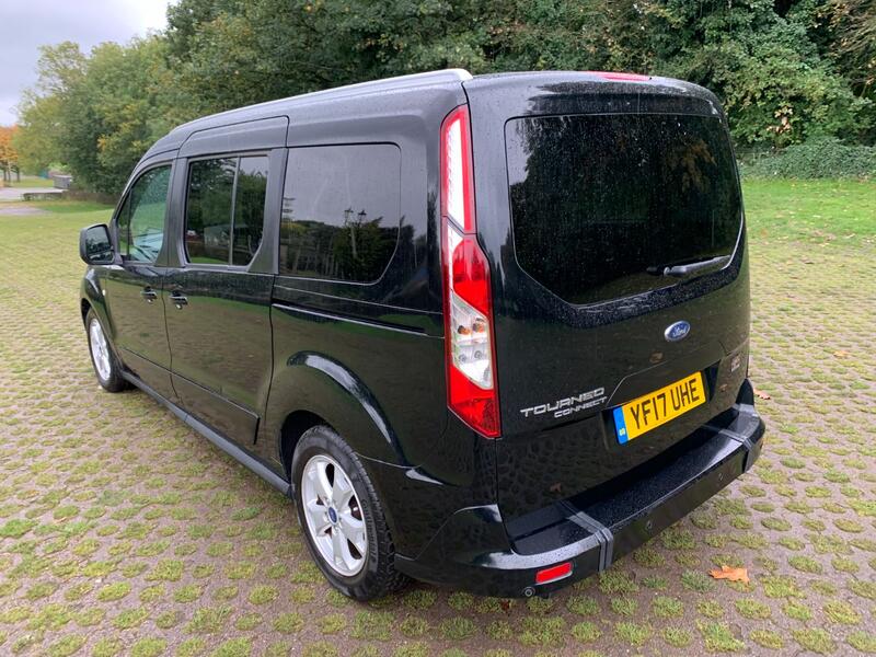 FORD GRAND TOURNEO CONNECT