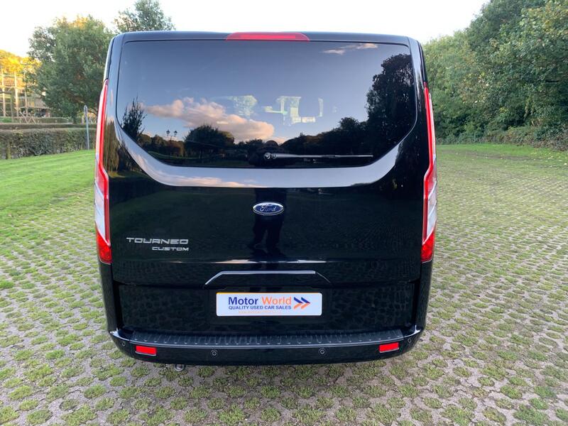 FORD TOURNEO