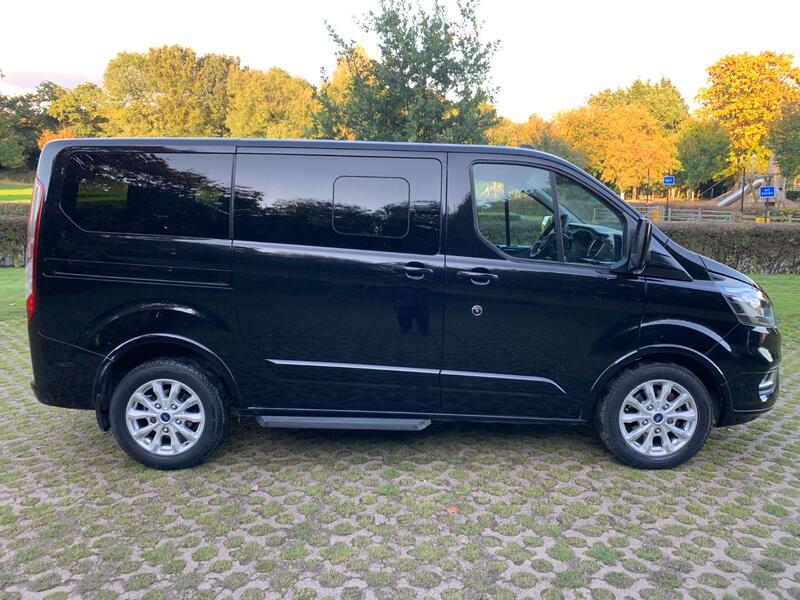 FORD TOURNEO