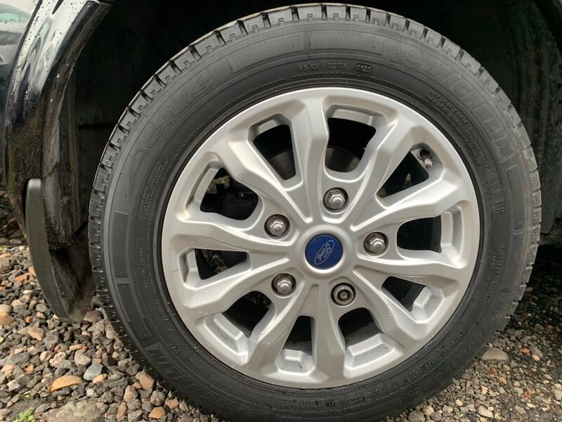 FORD TOURNEO