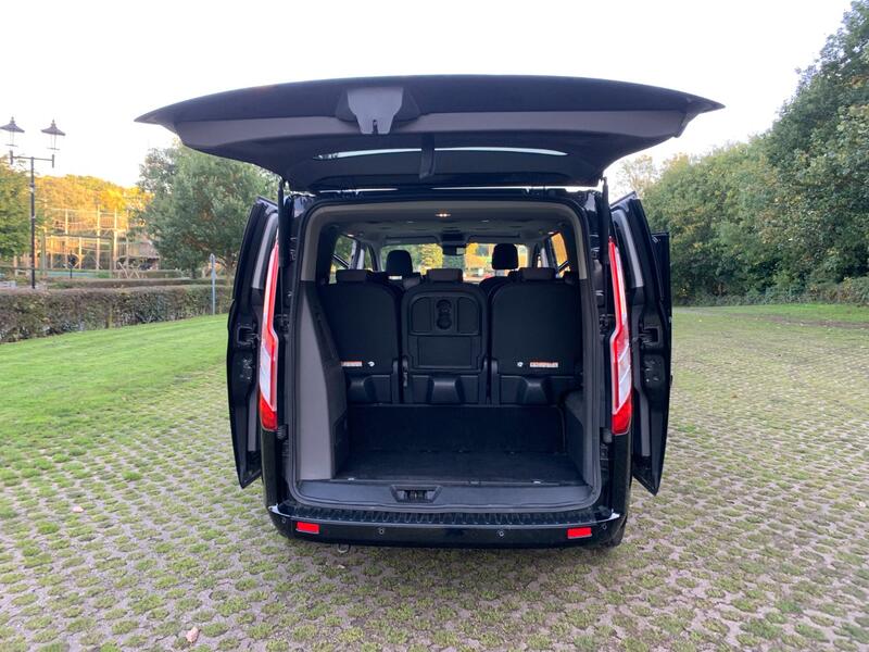 FORD TOURNEO