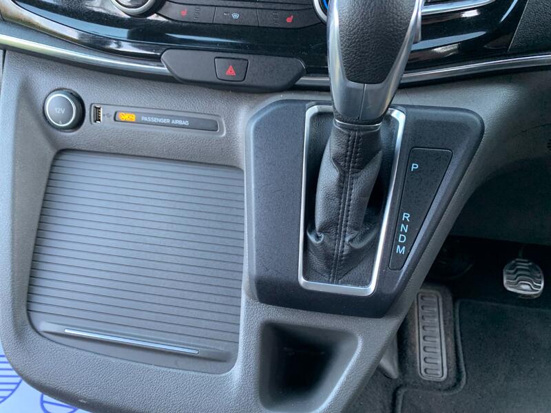 FORD TOURNEO
