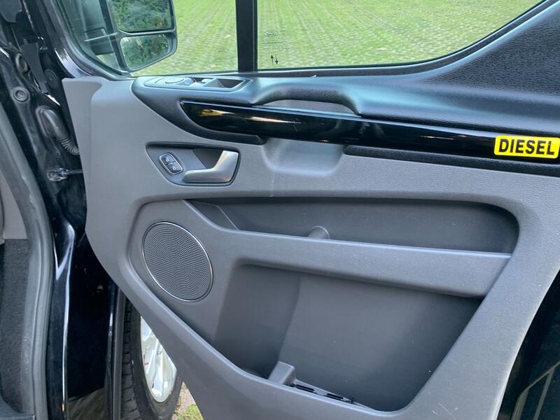 FORD TOURNEO