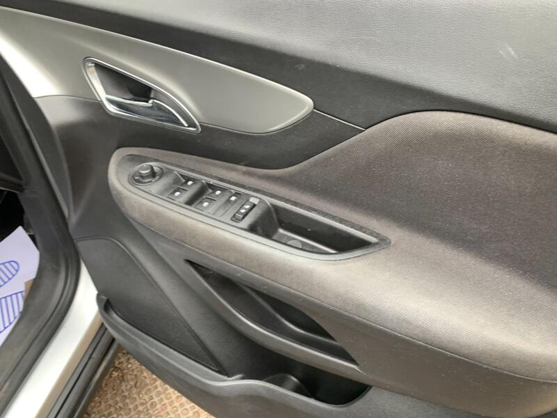 VAUXHALL MOKKA