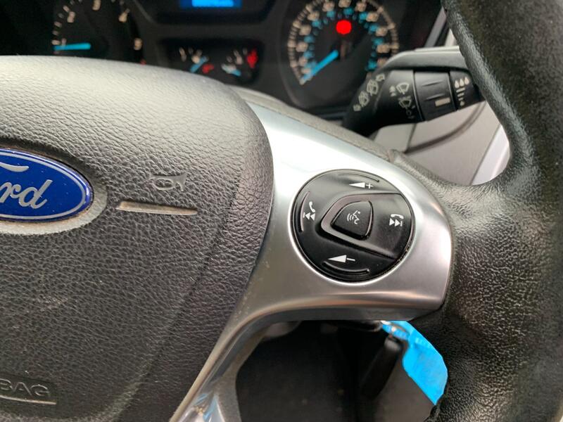FORD TOURNEO