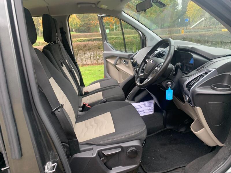 FORD TOURNEO