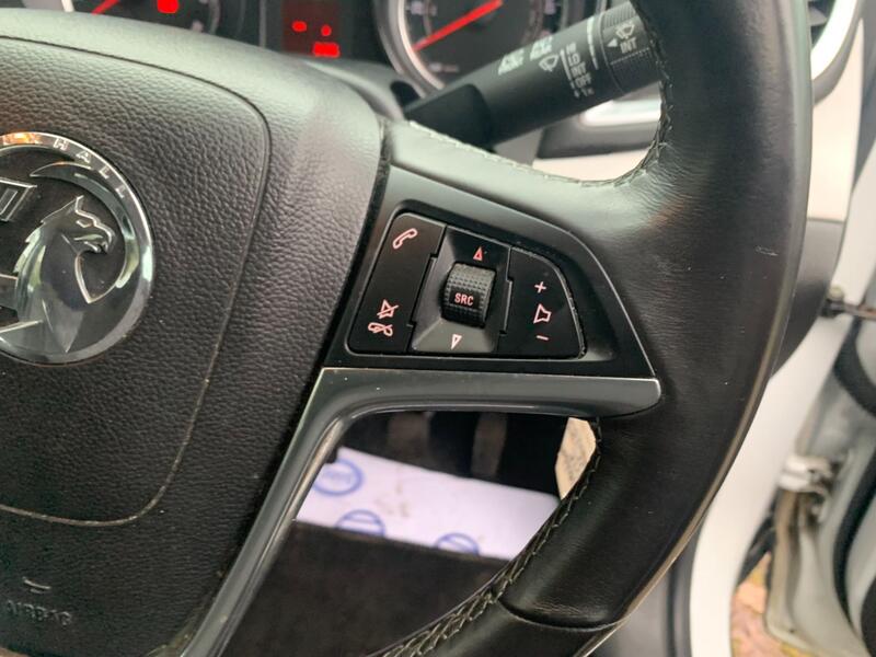 VAUXHALL MOKKA