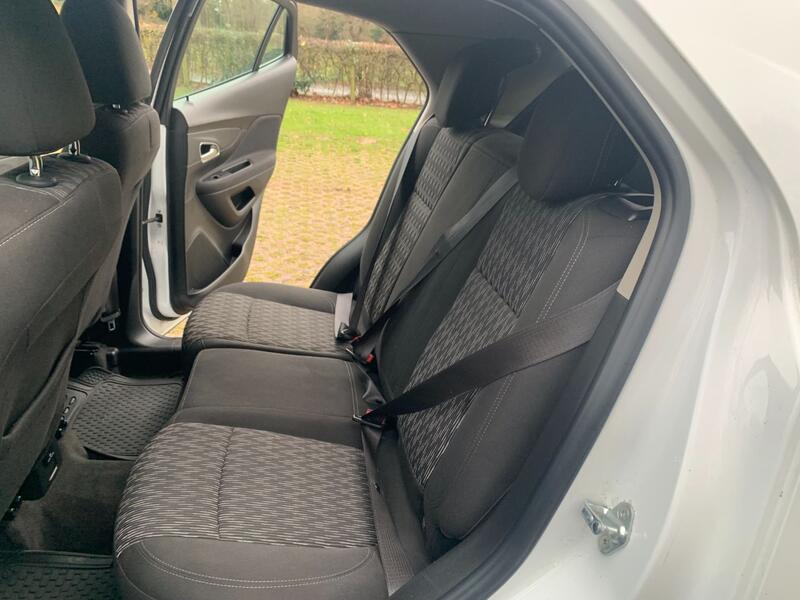VAUXHALL MOKKA