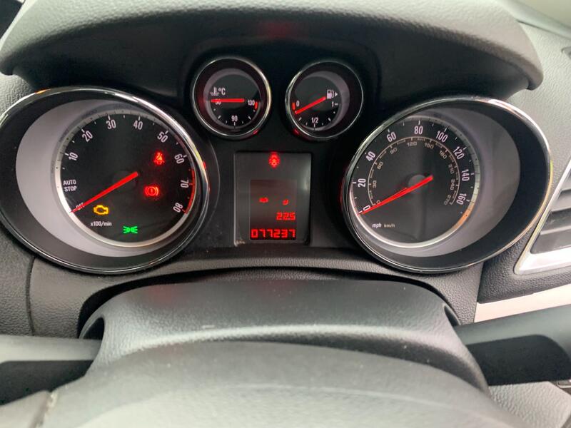 VAUXHALL MOKKA