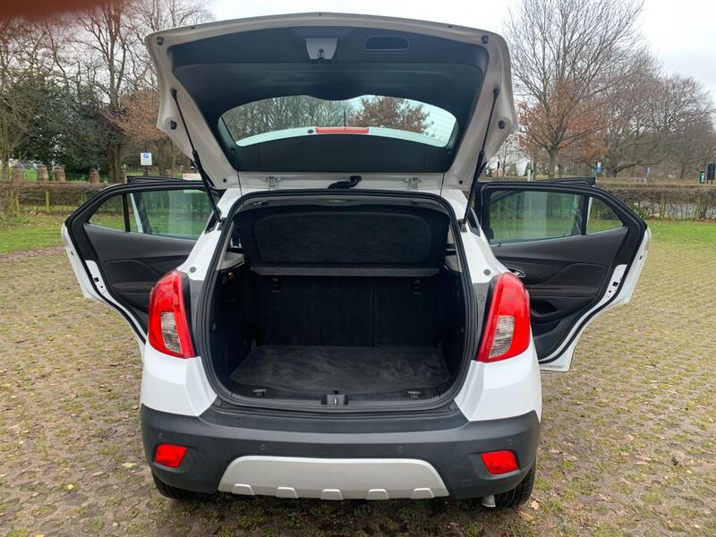 VAUXHALL MOKKA