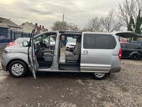 HYUNDAI I800
