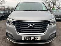 HYUNDAI I800