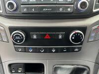 HYUNDAI I800