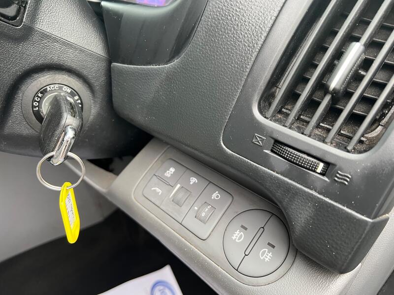 HYUNDAI I800