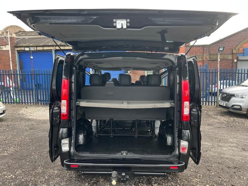 RENAULT TRAFIC