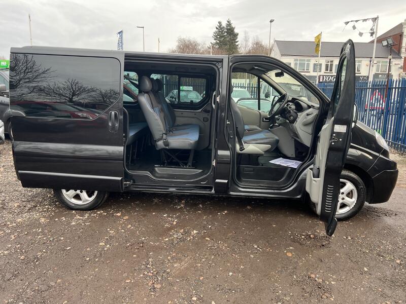 RENAULT TRAFIC