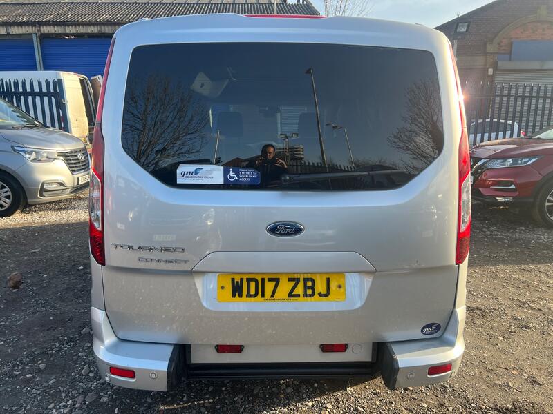 FORD GRAND TOURNEO CONNECT