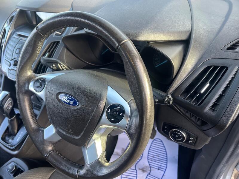 FORD GRAND TOURNEO CONNECT