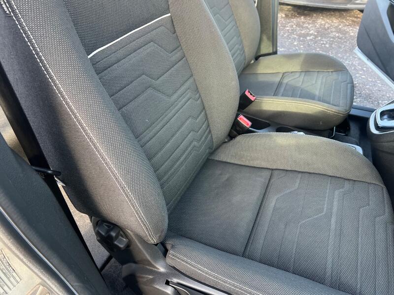 FORD GRAND TOURNEO CONNECT