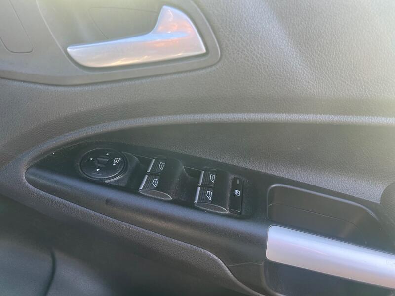 FORD GRAND TOURNEO CONNECT