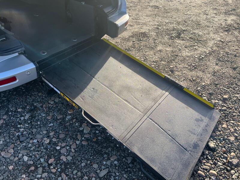 FORD GRAND TOURNEO CONNECT
