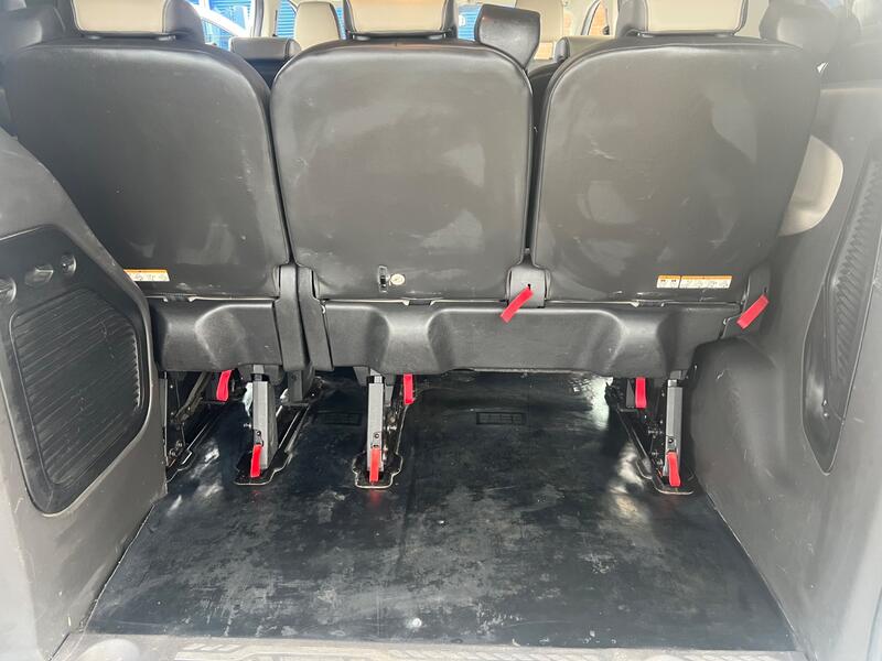 FORD TOURNEO