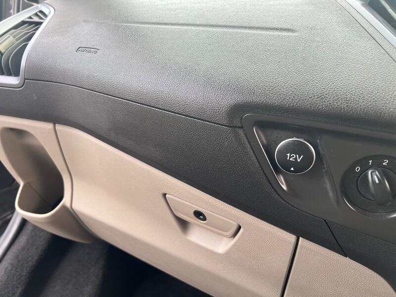 FORD TOURNEO