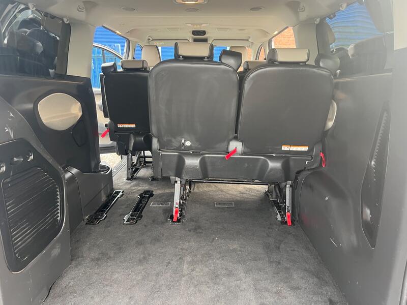 FORD TOURNEO