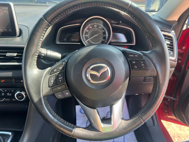 MAZDA MAZDA3