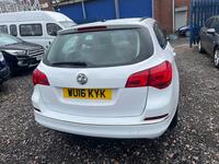 VAUXHALL ASTRA